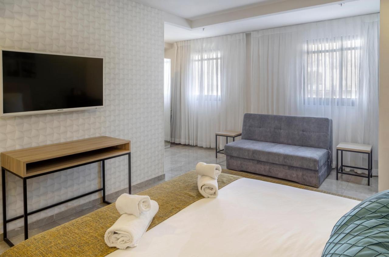 Lago Hotel Тверия Экстерьер фото