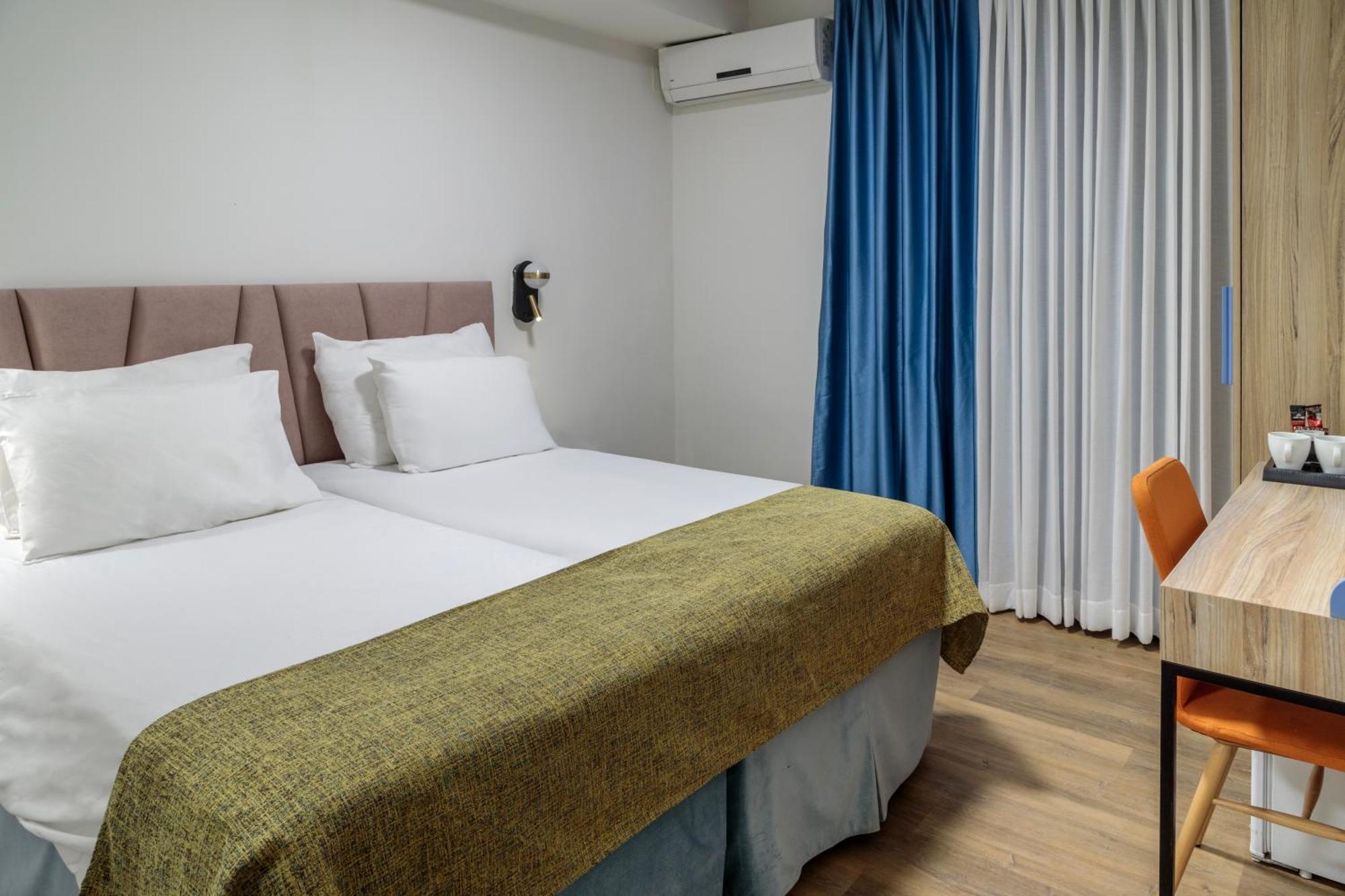 Lago Hotel Тверия Экстерьер фото